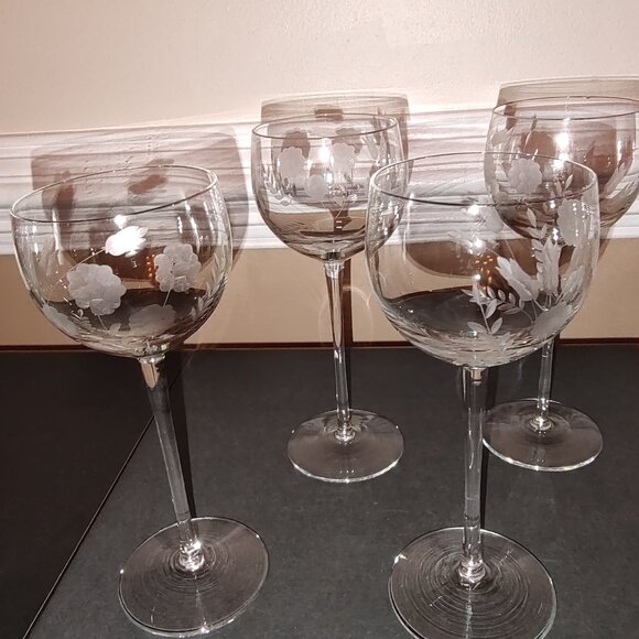 BALLOON GLASSES CRYSTAL FLORAL ETCHED CLEAR SET OF FOUR - Picture 1 of 3